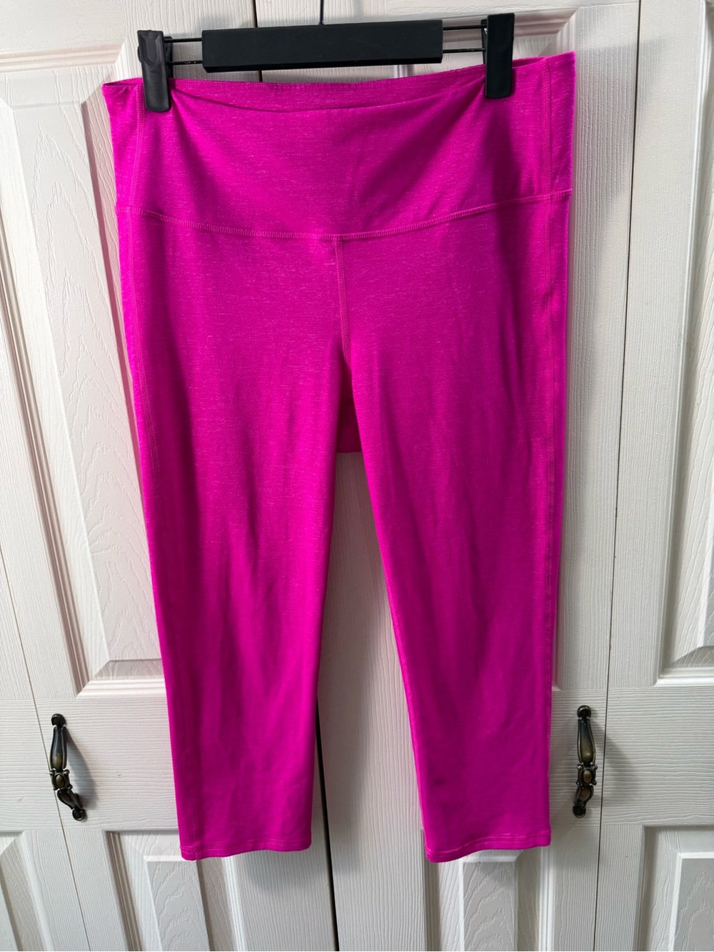 Athleta Soft High Rise Capri Leggings Heathered Hot Pink Women’s Size Medium